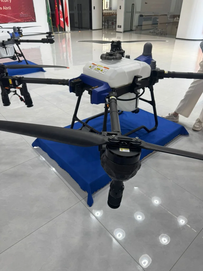 EAVision J150 en showroom